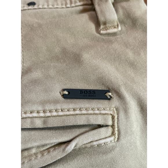 HUGO BOSS Schino Shorts Mens Casual Khaki Chino Size 34 Slim Fit - Picture 7 of 8